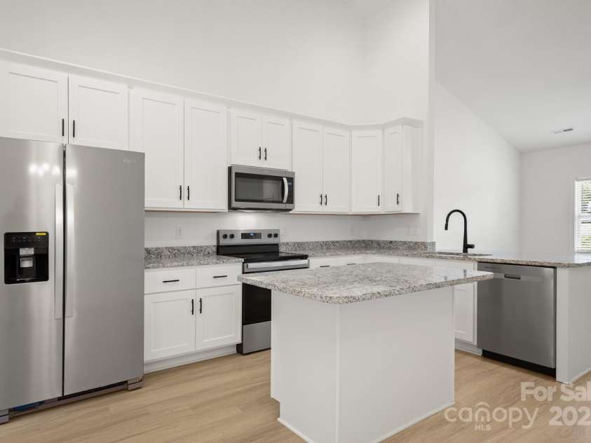 6155 Long Branch Road, Salisbury, NC 28147.  MLS# CAR4142013, YatesRealty ID 32695. 