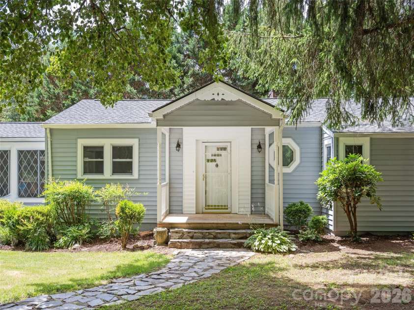 79 Edgewood Drive, Arden, NC 28704.  MLS# CAR4397224, YatesRealty ID 32695. 