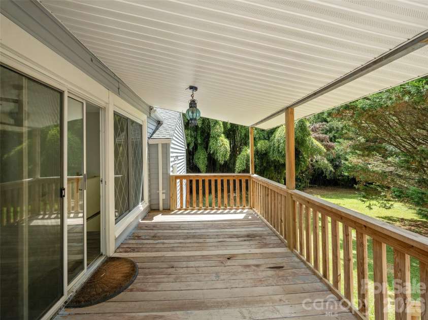 79 Edgewood Drive, Arden, NC 28704.  MLS# CAR4397224, YatesRealty ID 32695. Back Porch