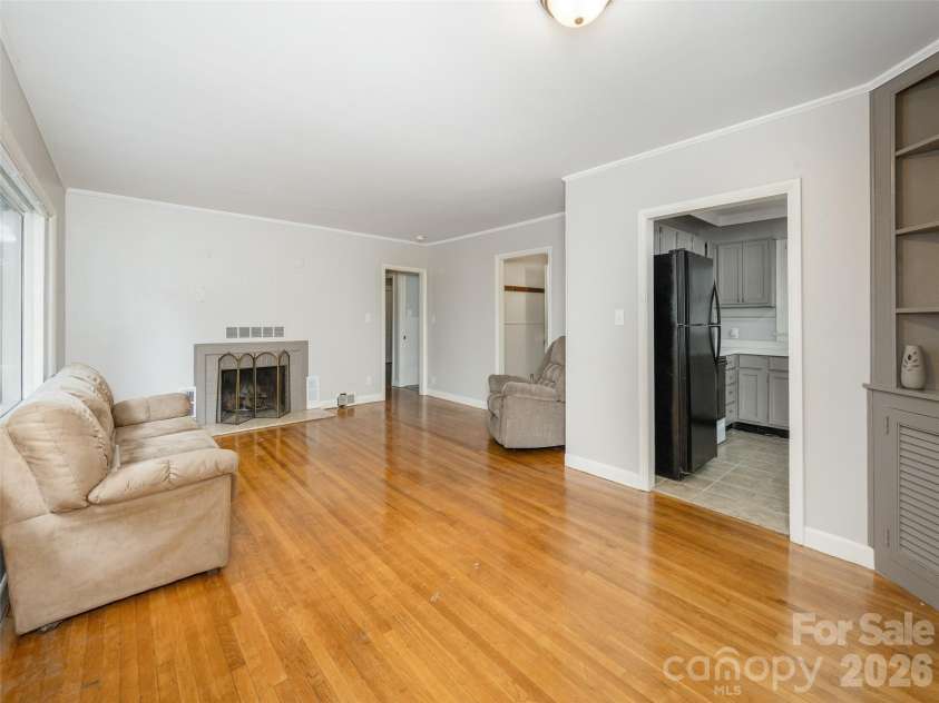 79 Edgewood Drive, Arden, NC 28704.  MLS# CAR4397224, YatesRealty ID 32695. Living/Dining Room