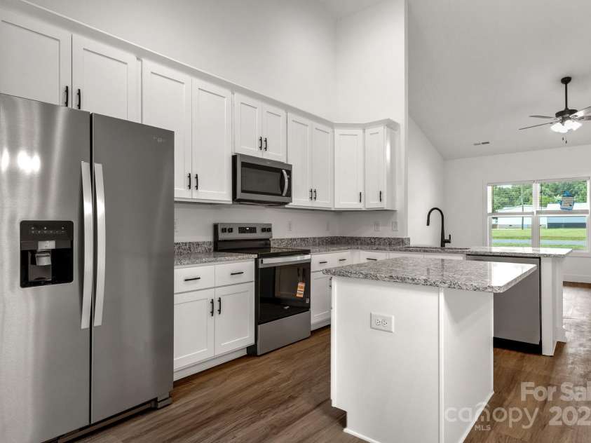 6187 Long Branch Road, Salisbury, NC 28147.  MLS# CAR4157304, YatesRealty ID 32696. 