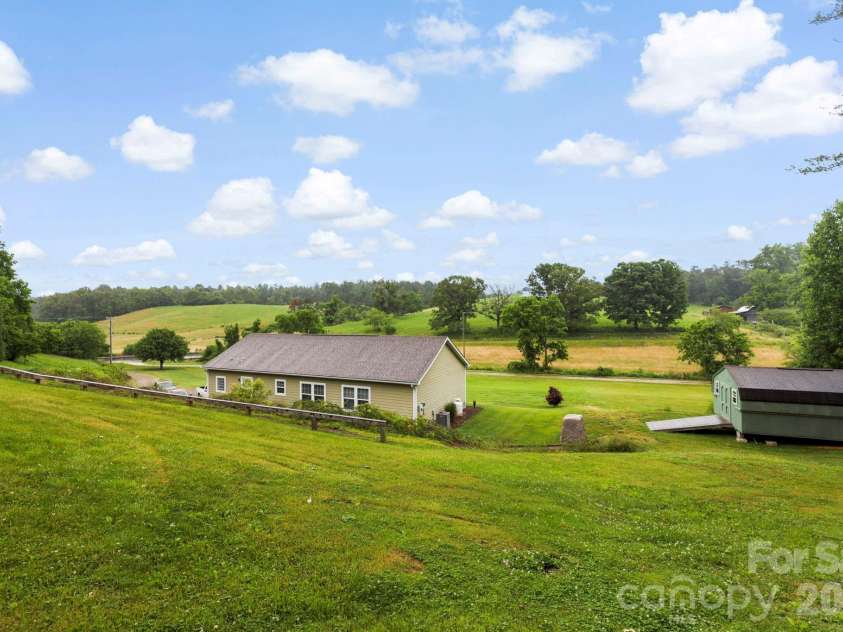 135 Herron Cove Road, Weaverville, NC 28787.  MLS# CAR4396259, YatesRealty ID 32698. 
