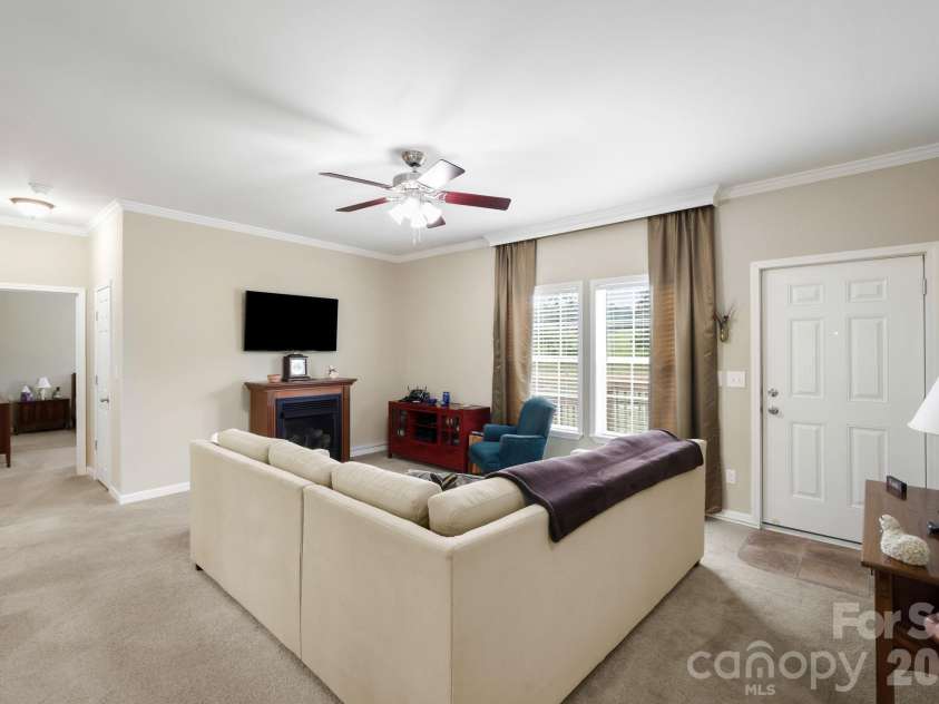 135 Herron Cove Road, Weaverville, NC 28787.  MLS# CAR4396259, YatesRealty ID 32698. 