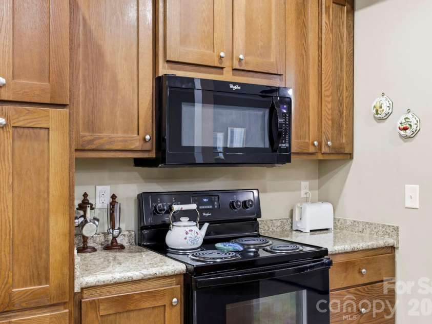 135 Herron Cove Road, Weaverville, NC 28787.  MLS# CAR4396259, YatesRealty ID 32698. 