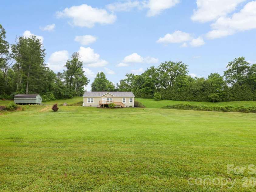 135 Herron Cove Road, Weaverville, NC 28787.  MLS# CAR4396259, YatesRealty ID 32698. 