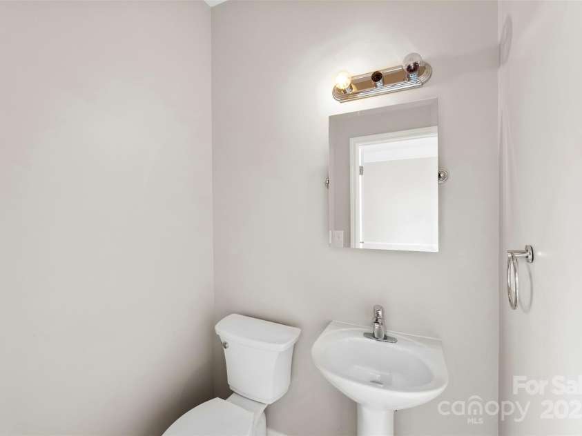 149 Market place Avenue, Mooresville, NC 28117.  MLS# CAR4285381, YatesRealty ID 32698. 