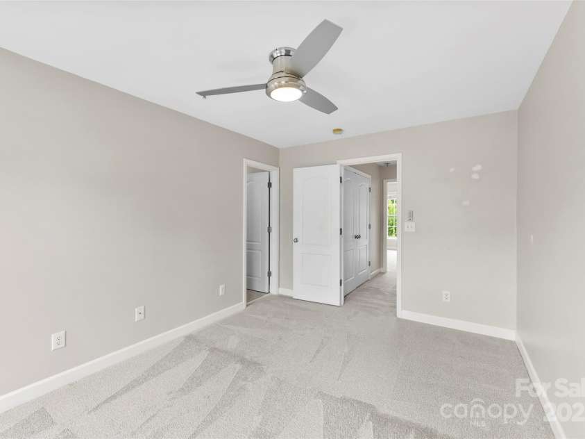 149 Market place Avenue, Mooresville, NC 28117.  MLS# CAR4285381, YatesRealty ID 32698. 