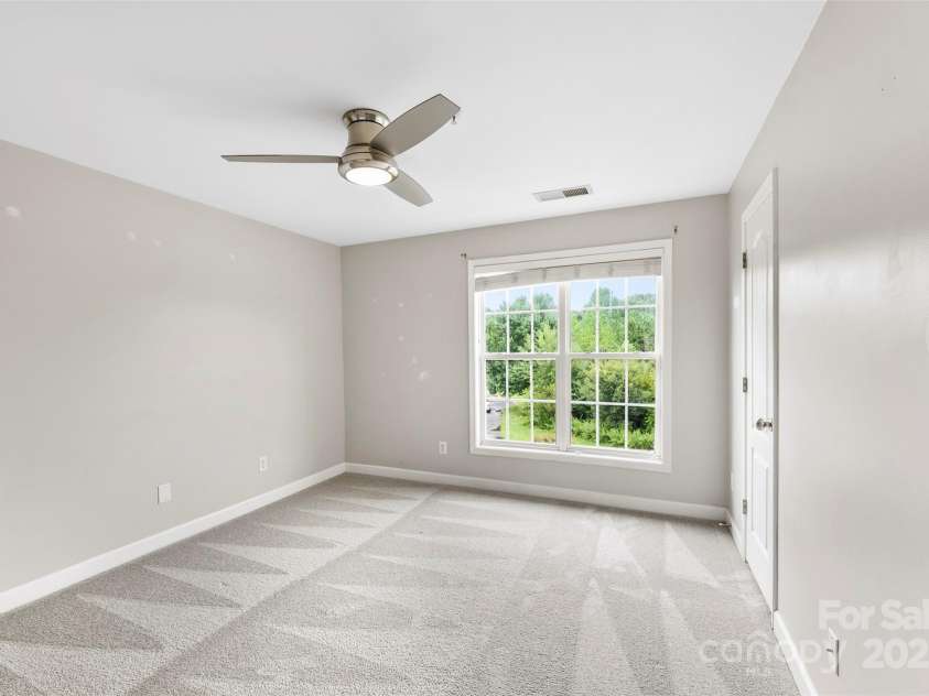149 Market place Avenue, Mooresville, NC 28117.  MLS# CAR4285381, YatesRealty ID 32698. 