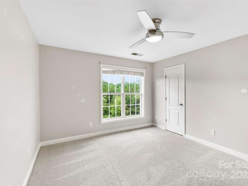 149 Market place Avenue, Mooresville, NC 28117.  MLS# CAR4285381, YatesRealty ID 32698. 
