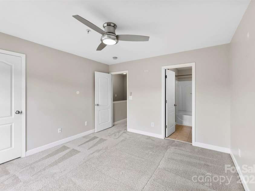 149 Market place Avenue, Mooresville, NC 28117.  MLS# CAR4285381, YatesRealty ID 32698. 