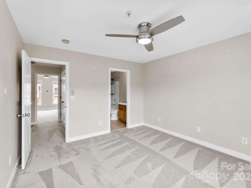 149 Market place Avenue, Mooresville, NC 28117.  MLS# CAR4285381, YatesRealty ID 32698. 