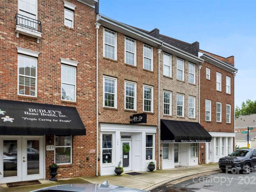 149 Market place Avenue, Mooresville, NC 28117.  MLS# CAR4285381, YatesRealty ID 32698. 