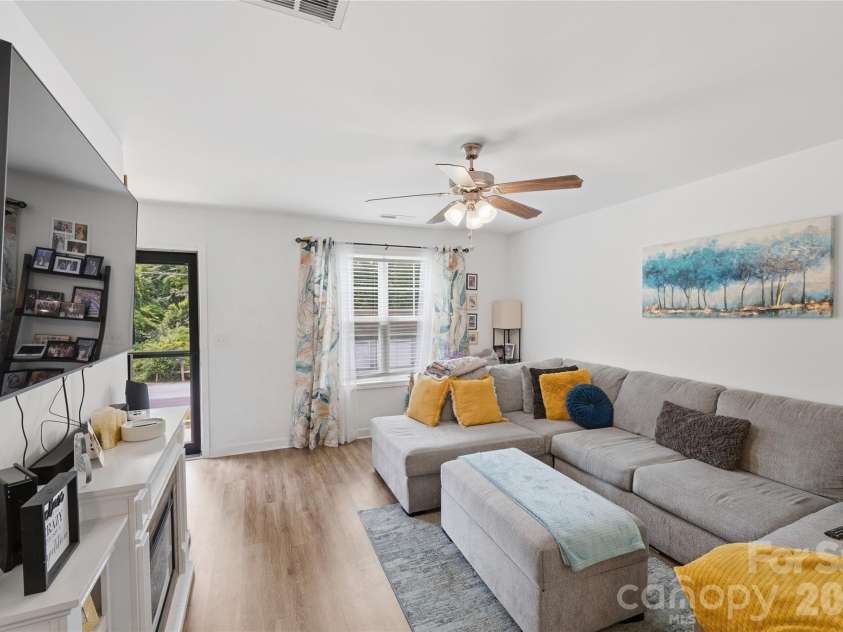 726 Parker Street, Albemarle, NC 28001.  MLS# CAR4394845, YatesRealty ID 32699. 
