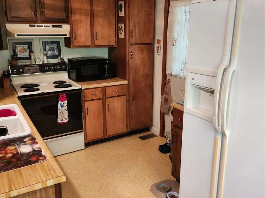 108 Easy Street, Cedar Mountain, NC 28718.  MLS# CAR4184345, YatesRealty ID 327. 