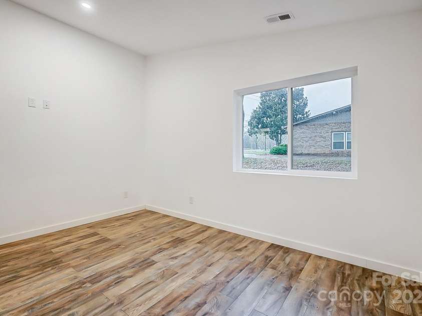 1410 Deborah Circle, Shelby, NC 28150.  MLS# CAR4207250, YatesRealty ID 327. 