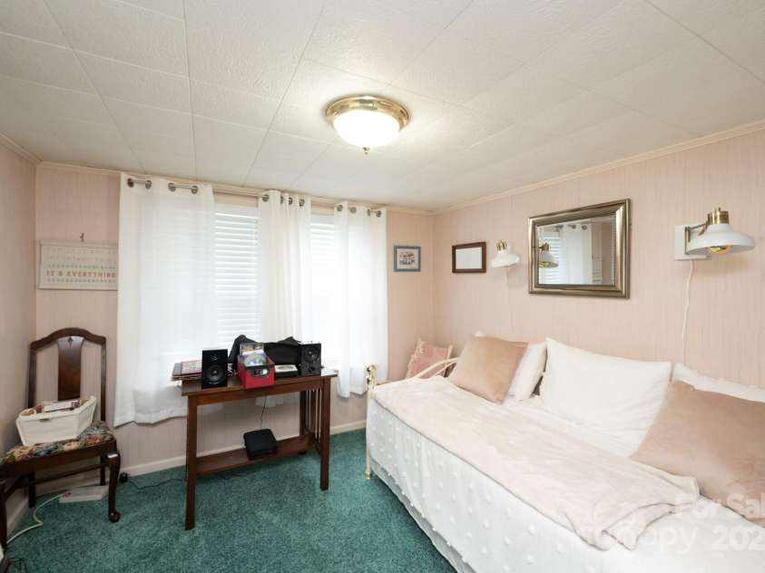 230 West Cove Lane, Boone, NC 28607.  MLS# CAR4319772, YatesRealty ID 327. 