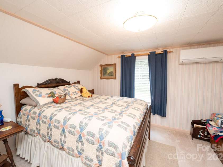 230 West Cove Lane, Boone, NC 28607.  MLS# CAR4319772, YatesRealty ID 327. 