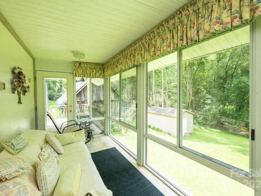 230 West Cove Lane, Boone, NC 28607.  MLS# CAR4319772, YatesRealty ID 327. 