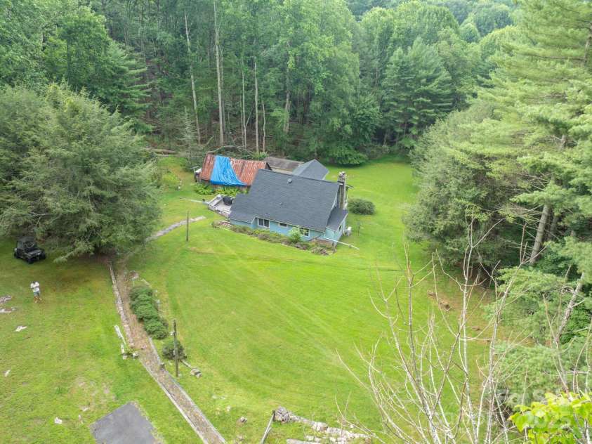 230 West Cove Lane, Boone, NC 28607.  MLS# CAR4319772, YatesRealty ID 327. 