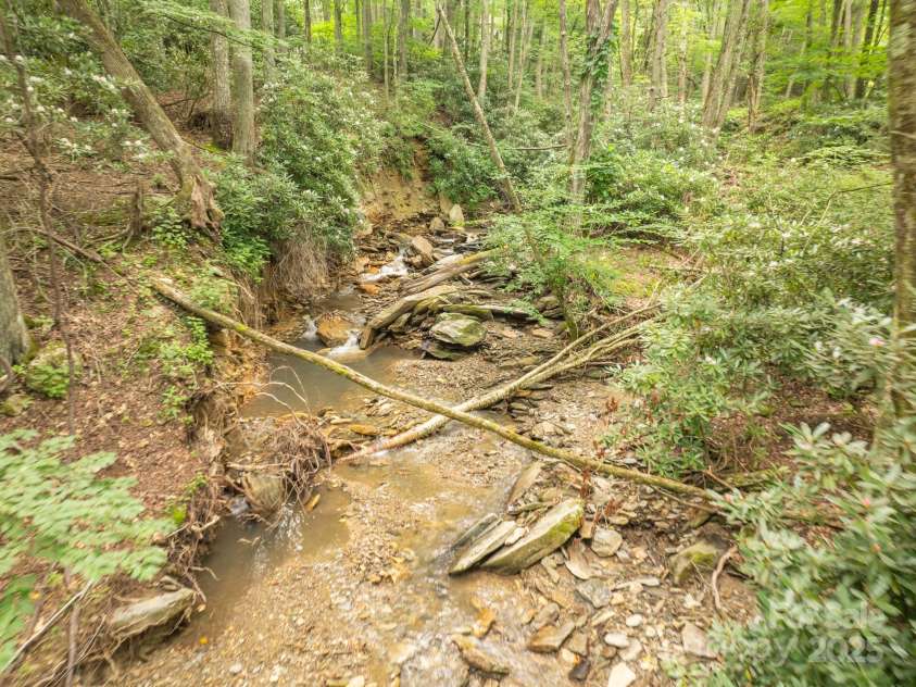 230 West Cove Lane, Boone, NC 28607.  MLS# CAR4319772, YatesRealty ID 327. 