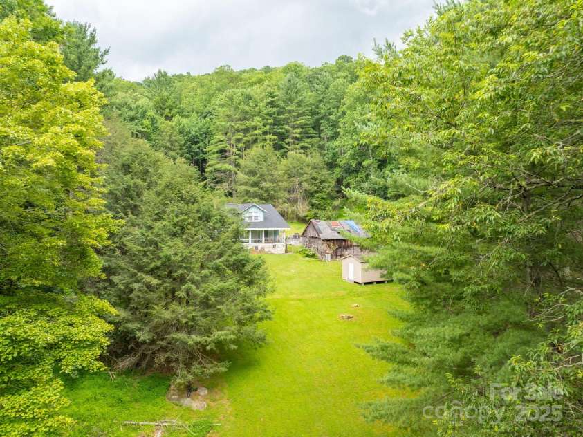230 West Cove Lane, Boone, NC 28607.  MLS# CAR4319772, YatesRealty ID 327. 