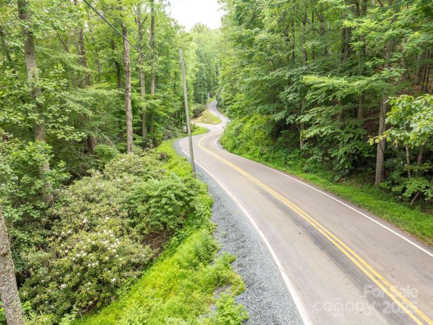 230 West Cove Lane, Boone, NC 28607.  MLS# CAR4319772, YatesRealty ID 327. 