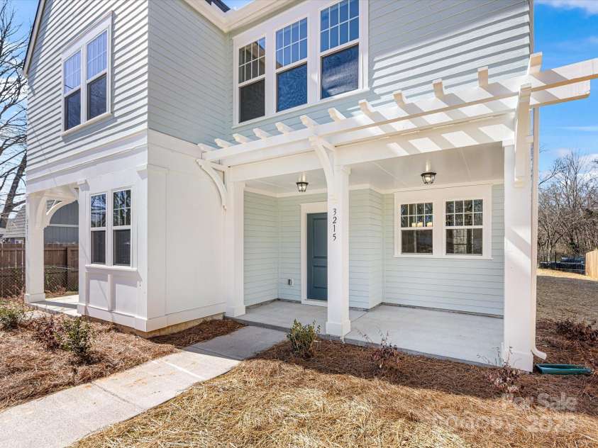 3215 Isenhour Street, Charlotte, NC 28206.  MLS# CAR4227604, YatesRealty ID 3270. 