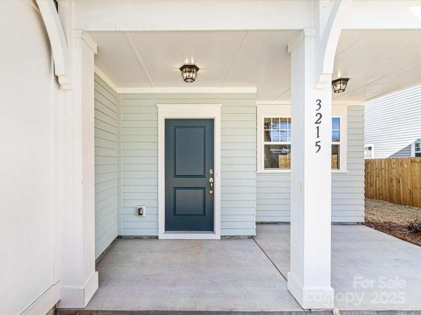 3215 Isenhour Street, Charlotte, NC 28206.  MLS# CAR4227604, YatesRealty ID 3270. 