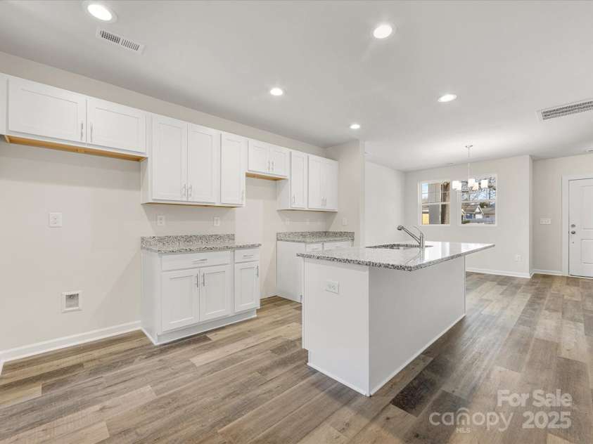 3215 Isenhour Street, Charlotte, NC 28206.  MLS# CAR4227604, YatesRealty ID 3270. 