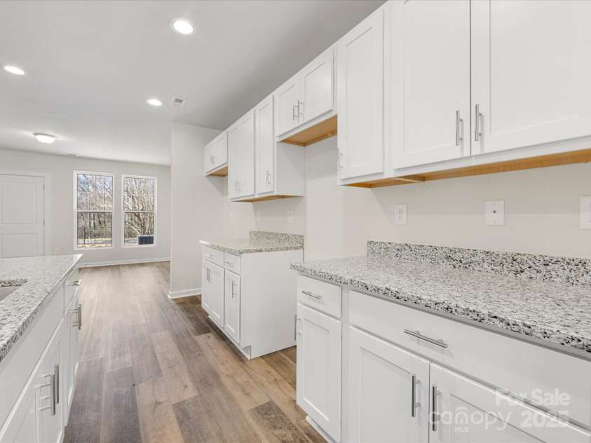 3215 Isenhour Street, Charlotte, NC 28206.  MLS# CAR4227604, YatesRealty ID 3270. 
