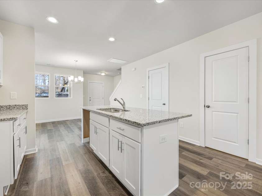 3215 Isenhour Street, Charlotte, NC 28206.  MLS# CAR4227604, YatesRealty ID 3270. 