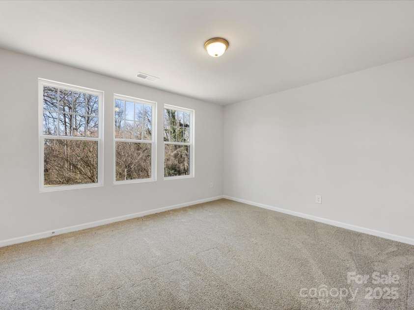 3215 Isenhour Street, Charlotte, NC 28206.  MLS# CAR4227604, YatesRealty ID 3270. 