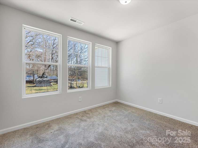 3215 Isenhour Street, Charlotte, NC 28206.  MLS# CAR4227604, YatesRealty ID 3270. 