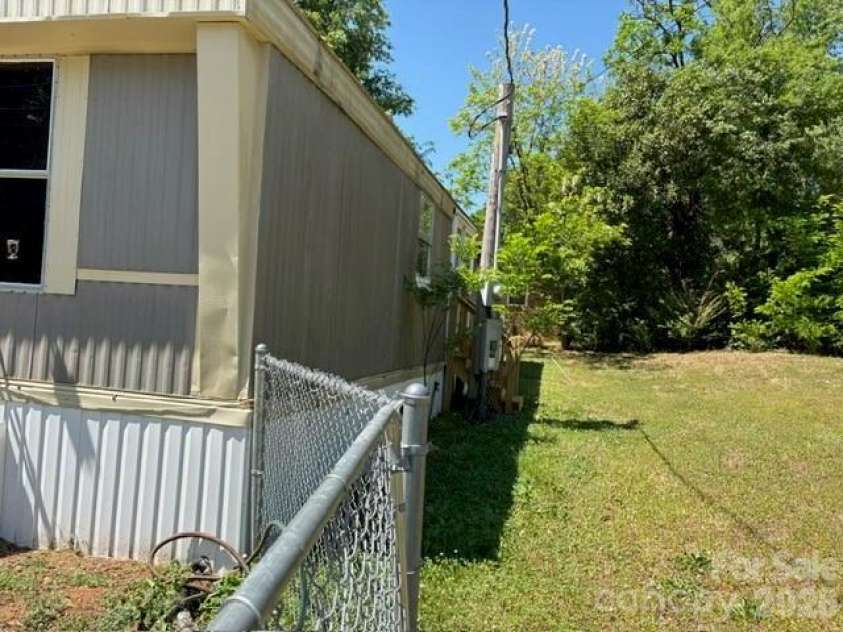 4417 Grier Street, Gastonia, NC 28056.  MLS# CAR4353987, YatesRealty ID 3270. 