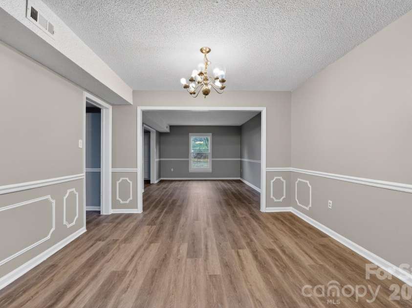 7129 Walnut Wood Drive, Charlotte, NC 28227.  MLS# CAR4338715, YatesRealty ID 3270. 