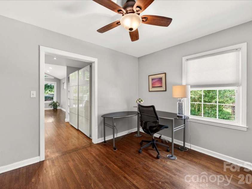 3425 Airlie Street, Charlotte, NC 28205.  MLS# CAR4353108, YatesRealty ID 32700. 