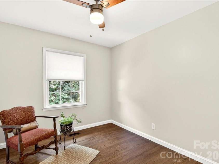 3425 Airlie Street, Charlotte, NC 28205.  MLS# CAR4353108, YatesRealty ID 32700. 