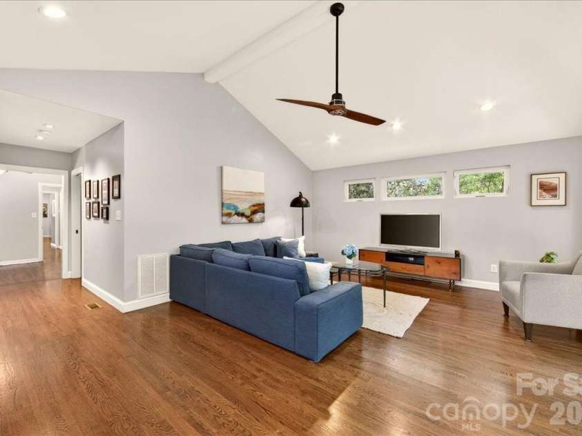 3425 Airlie Street, Charlotte, NC 28205.  MLS# CAR4353108, YatesRealty ID 32700. 
