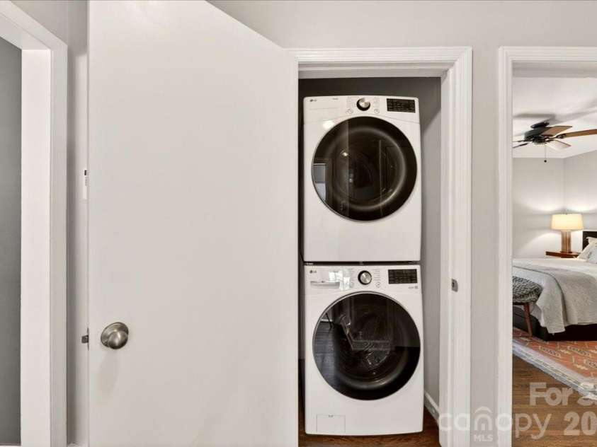 3425 Airlie Street, Charlotte, NC 28205.  MLS# CAR4353108, YatesRealty ID 32700. 