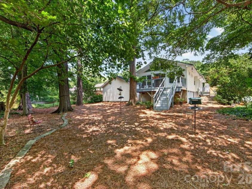 3425 Airlie Street, Charlotte, NC 28205.  MLS# CAR4353108, YatesRealty ID 32700. 