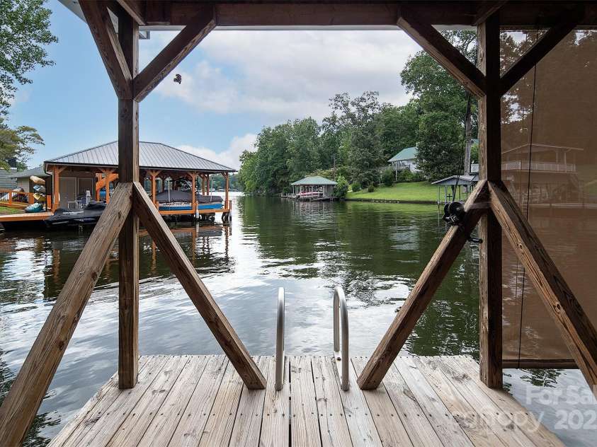 568 Springwood Drive, Mount Gilead, NC 27306.  MLS# CAR4285890, YatesRealty ID 32700. 