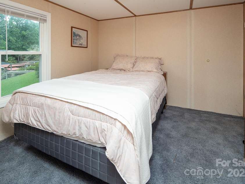 568 Springwood Drive, Mount Gilead, NC 27306.  MLS# CAR4285890, YatesRealty ID 32700. 
