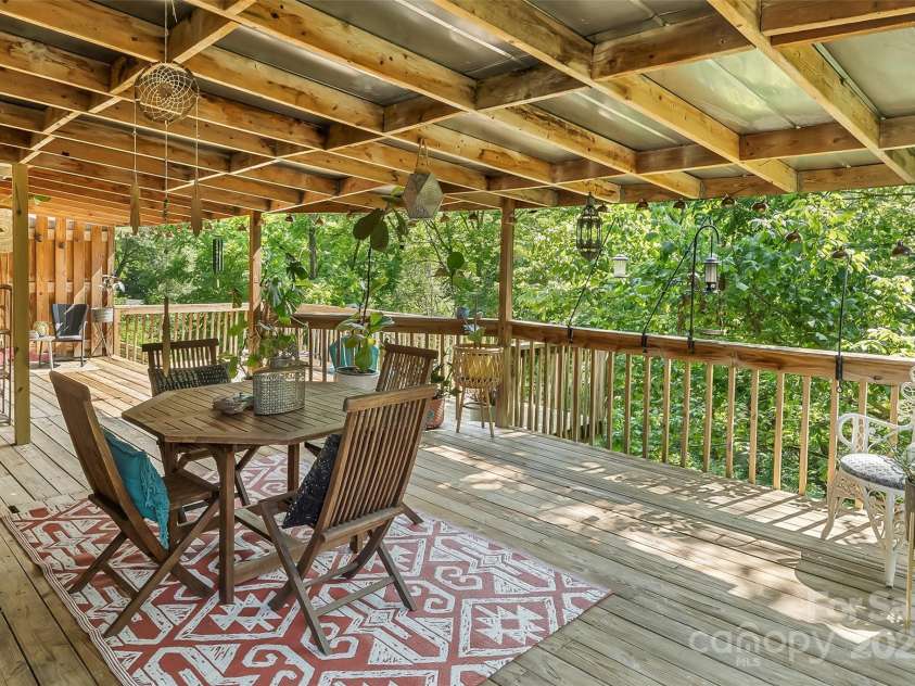 236 Brickyard Road, Asheville, NC 28806.  MLS# CAR4280012, YatesRealty ID 32702. 