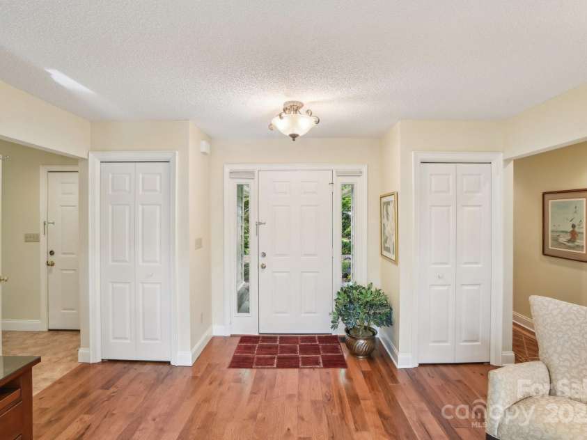 320 Dawnbrook Drive, Flat Rock, NC 28731.  MLS# CAR4283000, YatesRealty ID 32703. 