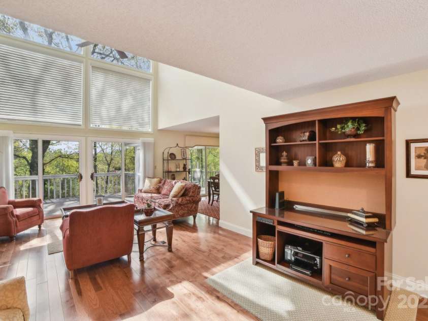 320 Dawnbrook Drive, Flat Rock, NC 28731.  MLS# CAR4283000, YatesRealty ID 32703. 