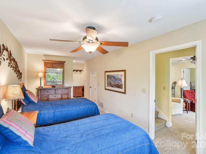 320 Dawnbrook Drive, Flat Rock, NC 28731.  MLS# CAR4283000, YatesRealty ID 32703. 
