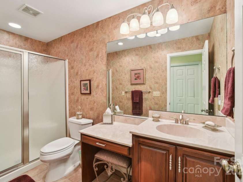 320 Dawnbrook Drive, Flat Rock, NC 28731.  MLS# CAR4283000, YatesRealty ID 32703. 