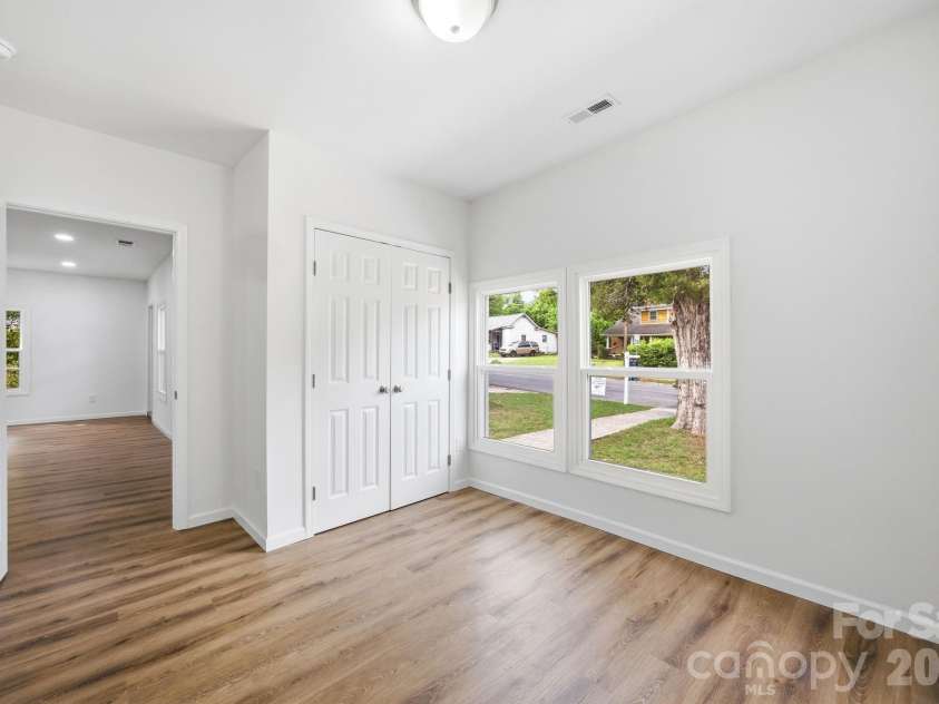 304 Ashford Street, Chester, SC 29706.  MLS# CAR4365506, YatesRealty ID 32704. 