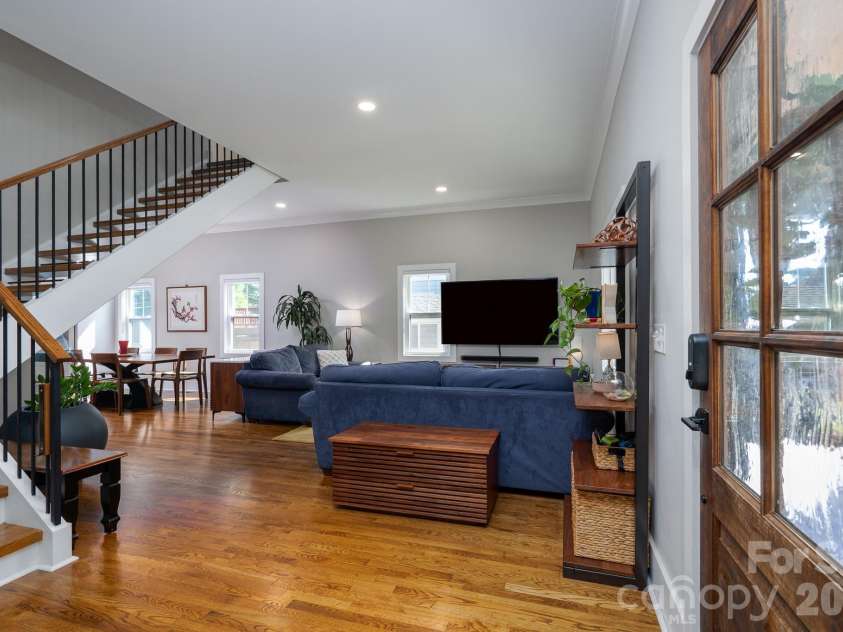 3501 Warp Street, Charlotte, NC 28205.  MLS# CAR4371238, YatesRealty ID 32705. 
