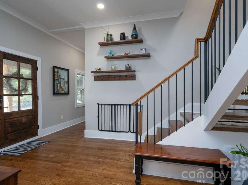 3501 Warp Street, Charlotte, NC 28205.  MLS# CAR4371238, YatesRealty ID 32705. 